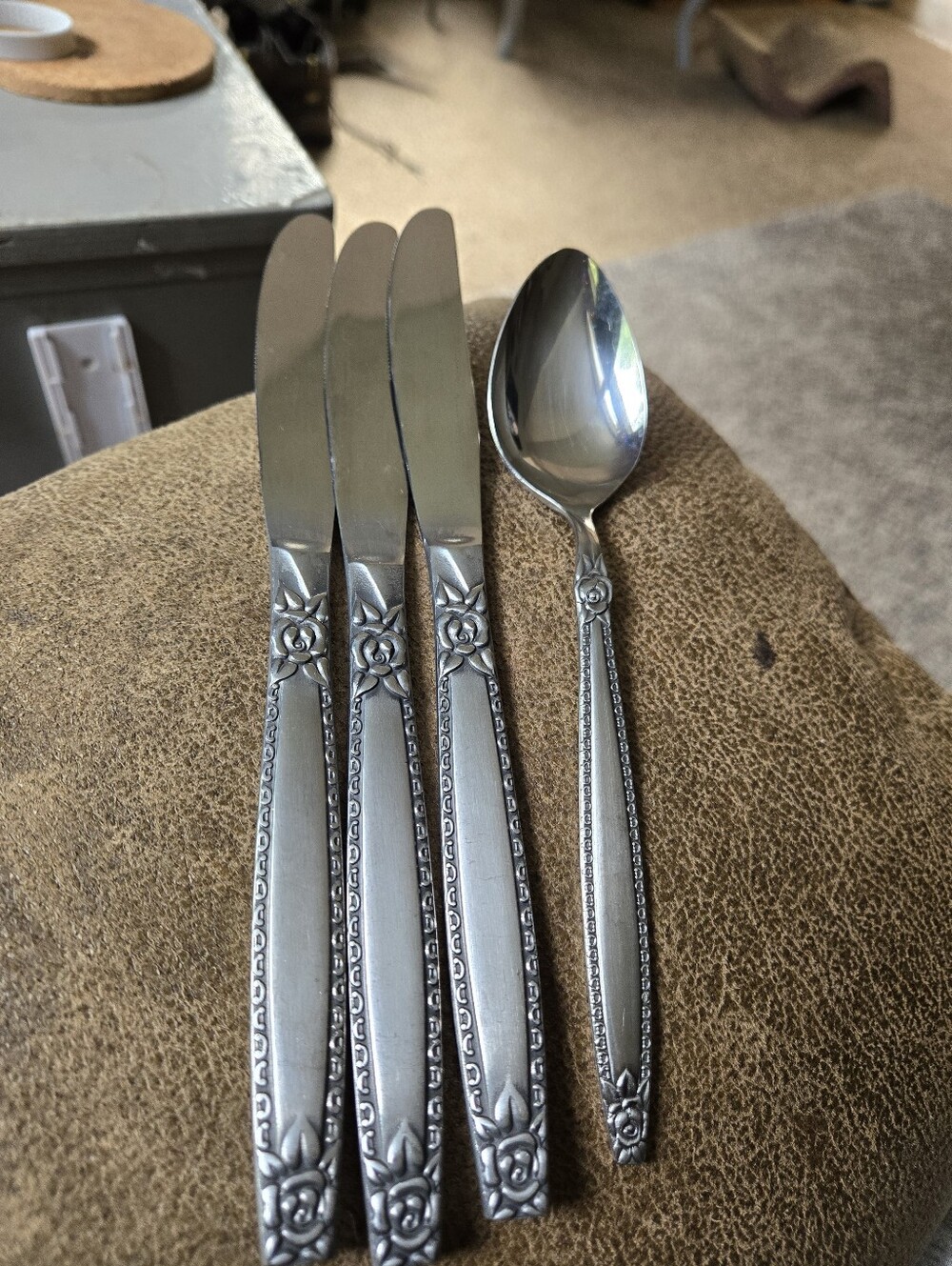 Nasco Stainless Steel Rose Border Flatware Set 4pc Knife & Spoon Japan